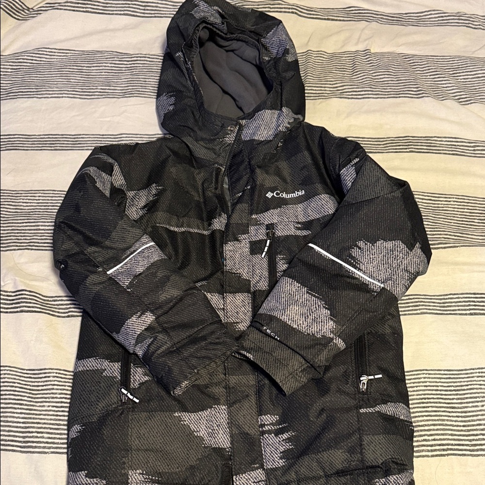 Columbia Charcoal and Light Gray Hooded Jacket